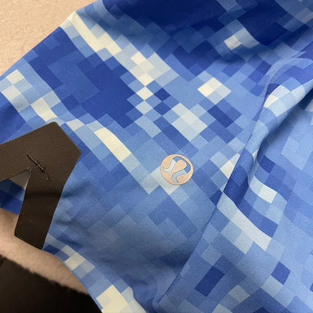 Lululemon Board Shorts Mens 32 Blue Digital Camo Swim Trunks Pixel Print‎